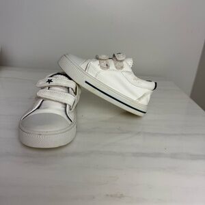 Toddler Boys Unbranded Easy On/Off Tennis Shoes Size 5 White With Navy‎ Accents